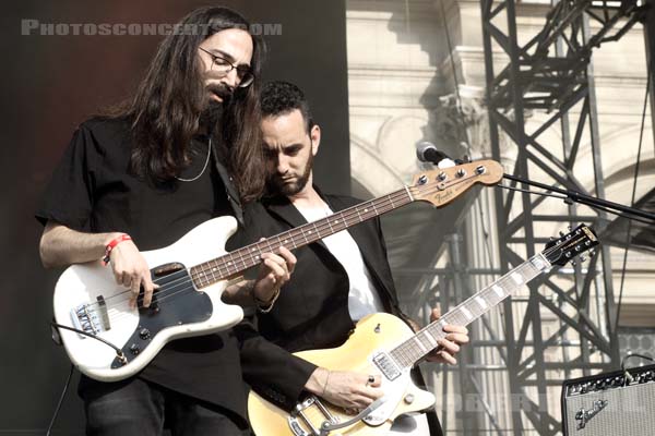 A-WA - 2016-07-21 - PARIS - Parvis de l'Hotel de Ville - 